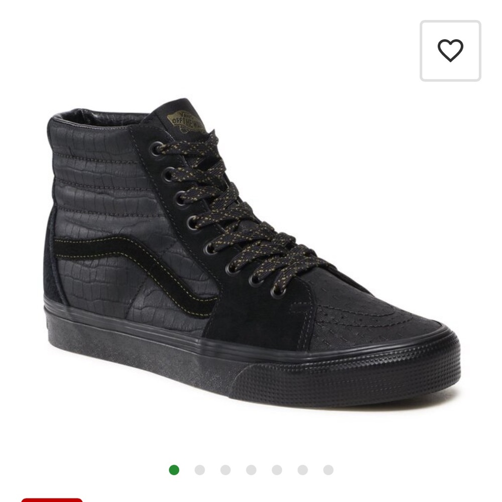Size 5.5 men’s Woman’s 7 brand new in box . Retro style vans